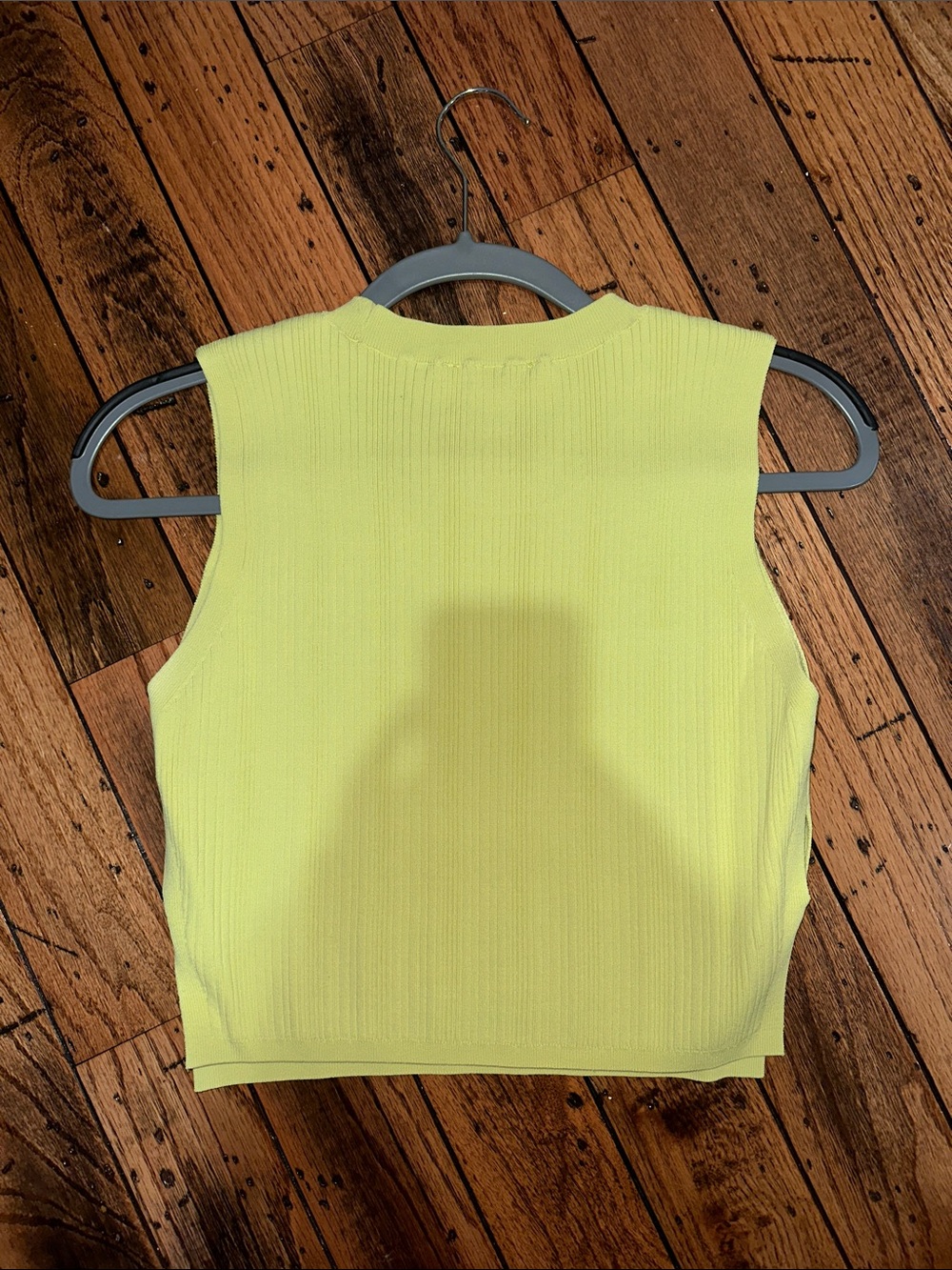 House of Harlow 1960 Bright Lime Ribbed Sleeveless Crop Tank - Picture 4 of 4